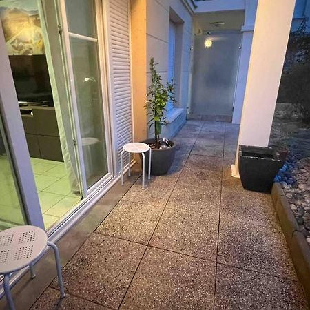 Appart Avec Terrasse Et Parking A 2 Pas De Disney 蒙泰夫兰 外观 照片
